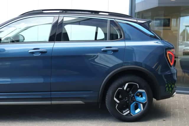 Lynk & Co 01 (2021) thumbnail 4