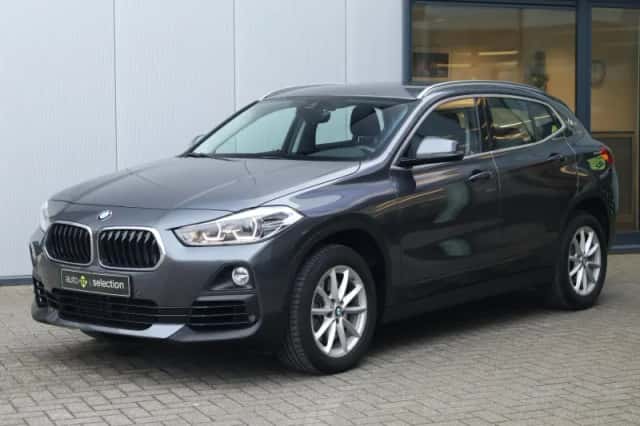 BMW X2 (2018) thumbnail 6