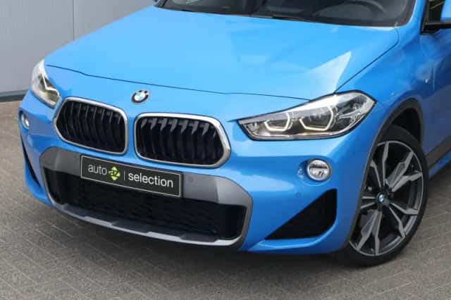 BMW X2 (2018) thumbnail 3
