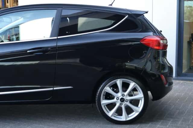 Ford Fiesta (2018) thumbnail 5