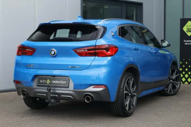 BMW X2 (2018) thumbnail 2