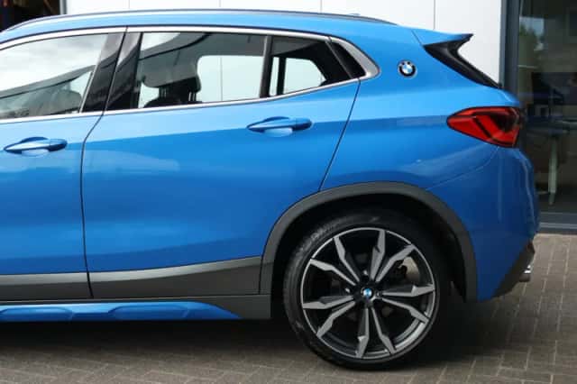 BMW X2 (2018) thumbnail 5