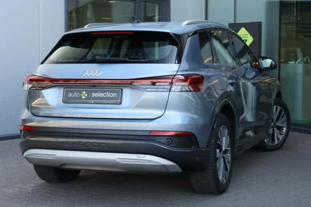 Audi Q4 e-tron (2022) thumbnail 2