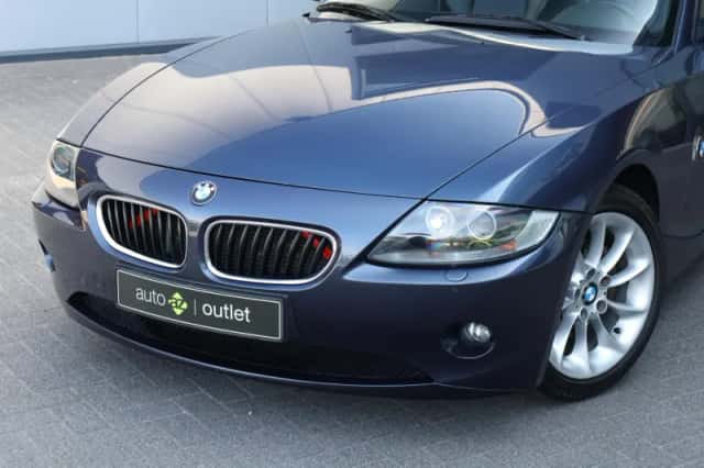 BMW Z4 (2005) thumbnail 3