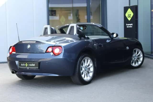 BMW Z4 (2005) thumbnail 6