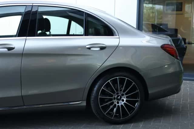 Mercedes-Benz C-Klasse (2019) thumbnail 4