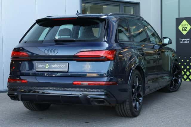 Audi Q7 (2024) thumbnail 2