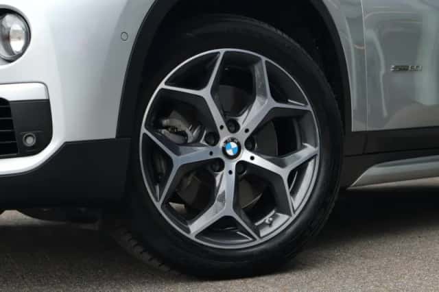 BMW X1 (2018) thumbnail 5
