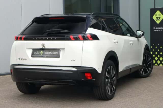 Peugeot e-2008 (2022) thumbnail 2
