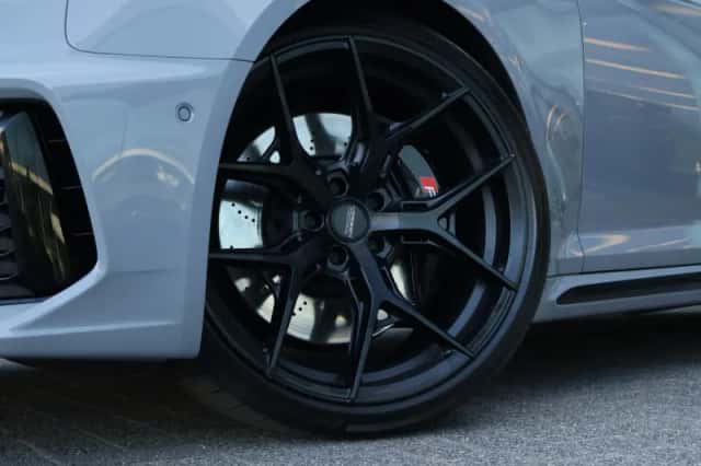 Audi RS4 (2023) thumbnail 4