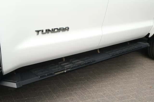 Toyota Tundra (2021) thumbnail 5