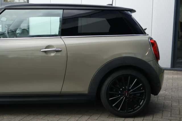 MINI Cooper (2019) thumbnail 5