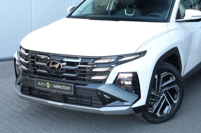 Hyundai Tucson (2024) thumbnail 3