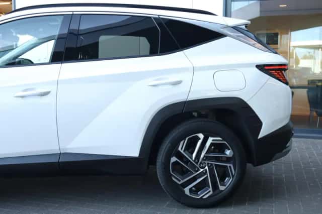 Hyundai Tucson (2024) thumbnail 5