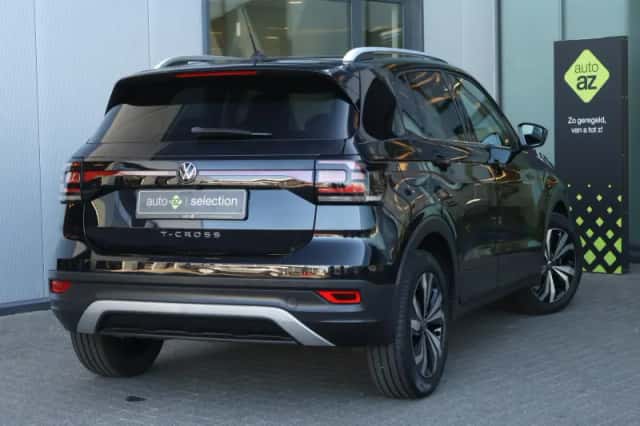 Volkswagen T-Cross (2022) thumbnail 2