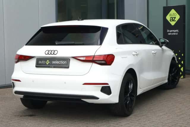 Audi A3 (2021) thumbnail 2
