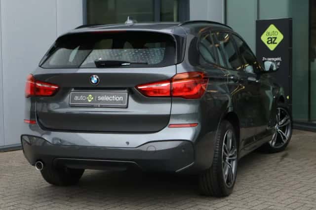 BMW X1 (2018) thumbnail 2