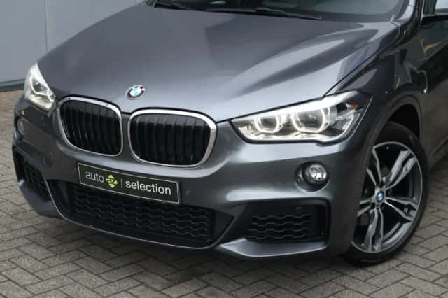 BMW X1 (2018) thumbnail 3