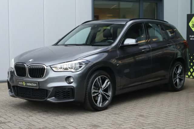 BMW X1 (2018) thumbnail 6