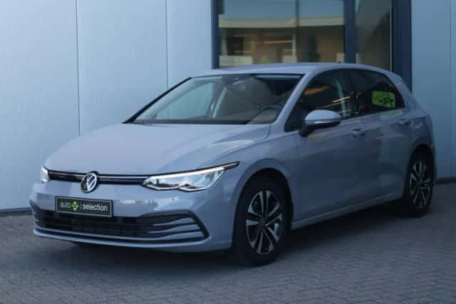 Volkswagen Golf (2021) thumbnail 6