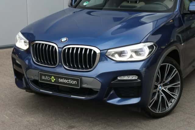 BMW X4 (2018) thumbnail 2