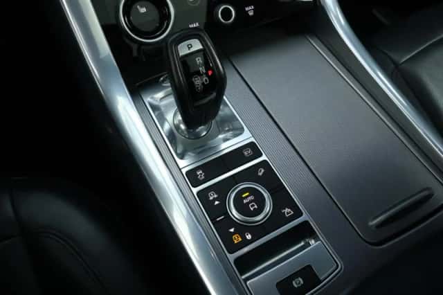 Land Rover Range Rover Sport (2022) thumbnail 15