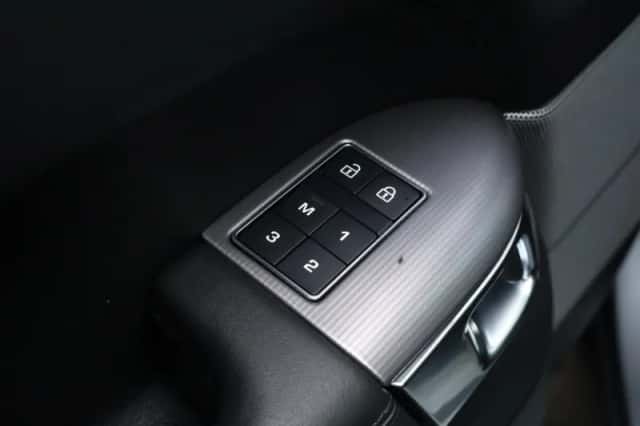 Land Rover Range Rover Sport (2022) thumbnail 21