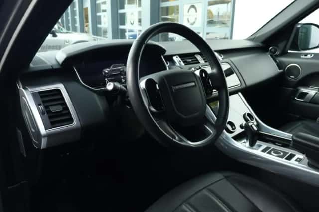 Land Rover Range Rover Sport (2022) thumbnail 10