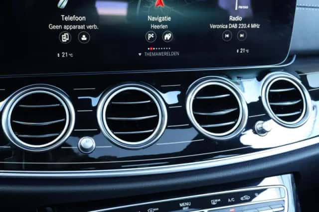 Mercedes-Benz E-Klasse (2022) thumbnail 24