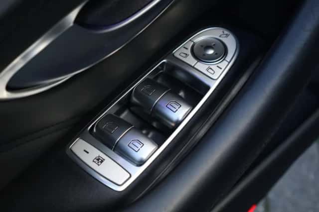 Mercedes-Benz E-Klasse (2022) thumbnail 49