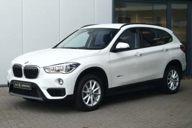 BMW X1 (2017) thumbnail 6