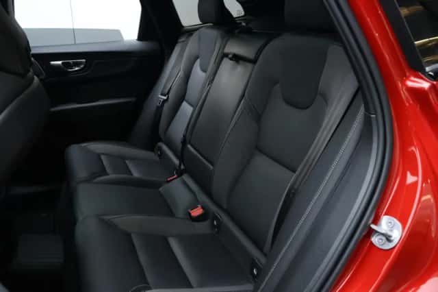 Volvo XC60 (2024) thumbnail 15
