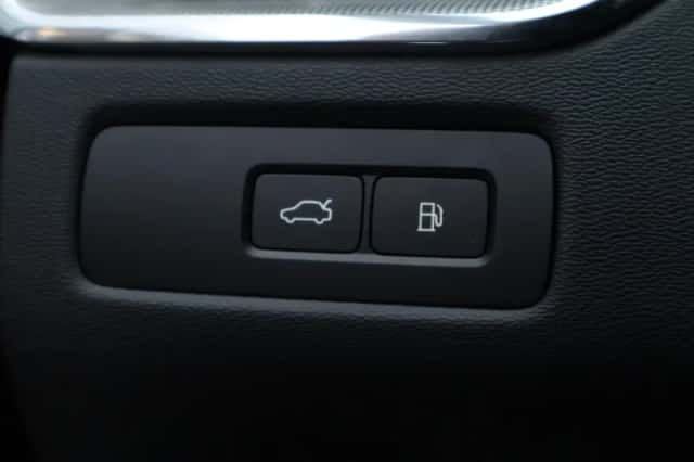 Volvo XC60 (2024) thumbnail 23