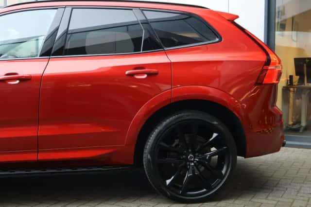 Volvo XC60 (2024) thumbnail 5