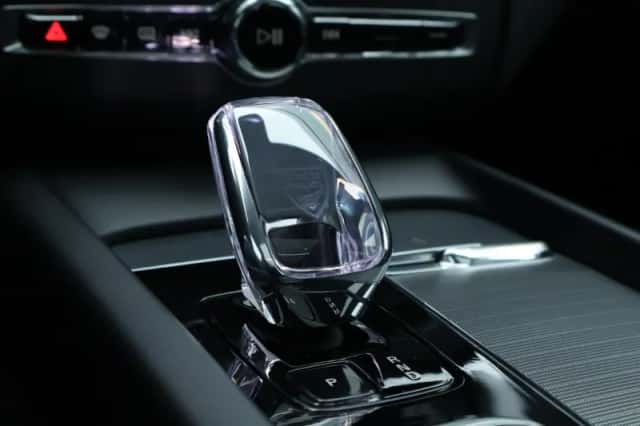 Volvo XC60 (2024) thumbnail 41