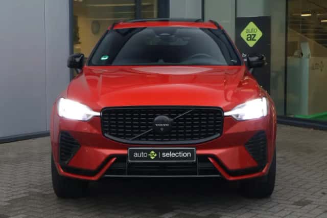 Volvo XC60 (2024) thumbnail 8