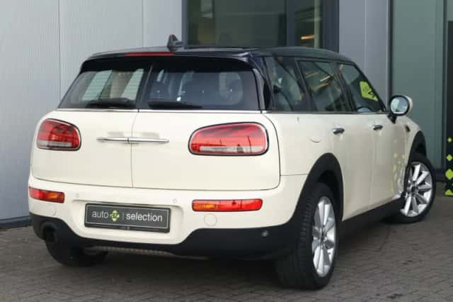 MINI Clubman (2022) thumbnail 2