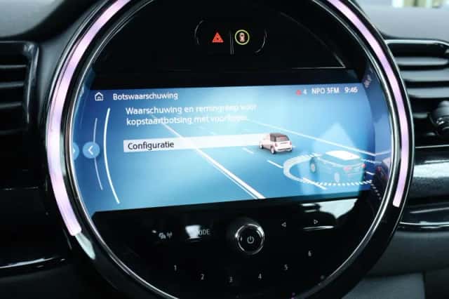 MINI Clubman (2022) thumbnail 25