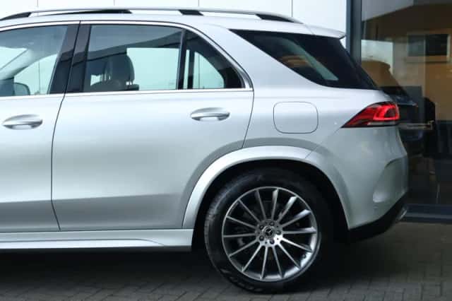 Mercedes-Benz GLE (2021) thumbnail 5