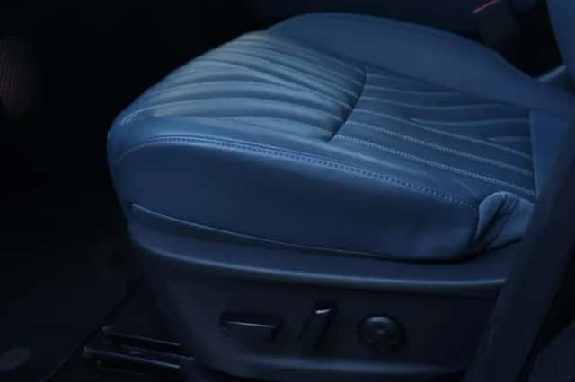 Nissan Ariya (2024) thumbnail 12
