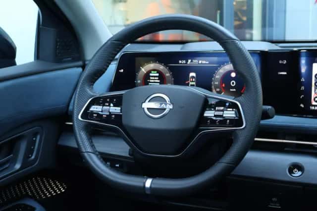Nissan Ariya (2024) thumbnail 18