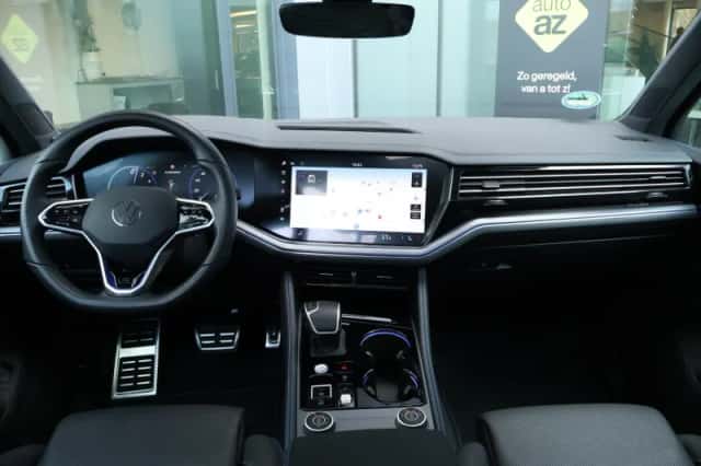Volkswagen Touareg (2024) thumbnail 11