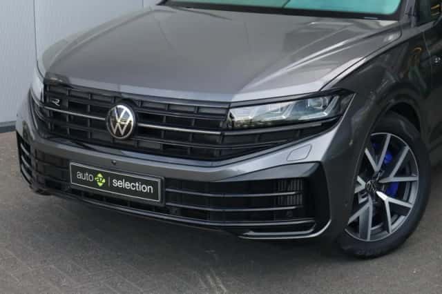 Volkswagen Touareg (2024) thumbnail 3