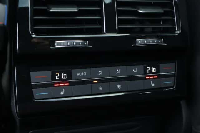 Volkswagen Touareg (2024) thumbnail 44