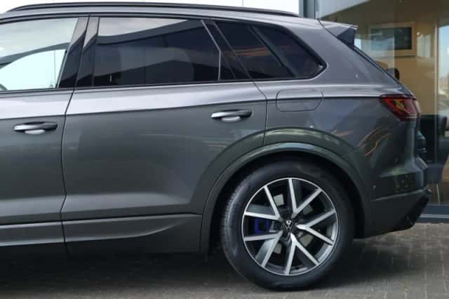 Volkswagen Touareg (2024) thumbnail 6
