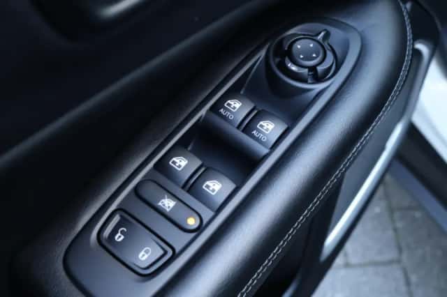 Jeep Compass (2021) thumbnail 34
