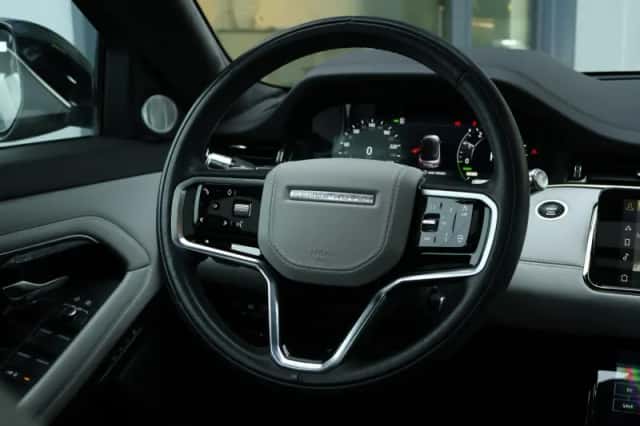 Land Rover Range Rover Evoque (2021) thumbnail 35
