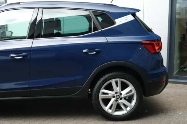 SEAT Arona (2019) thumbnail 5