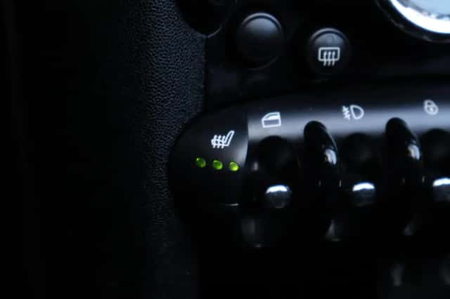 MINI Roadster (2012) thumbnail 18