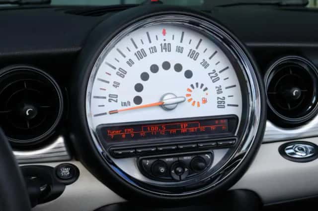 MINI Roadster (2012) thumbnail 20